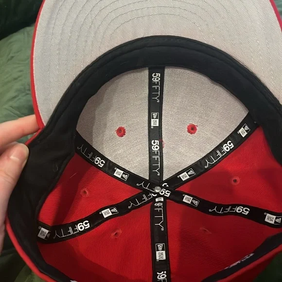 Boston Red Socks Hat - Picture 4 of 4